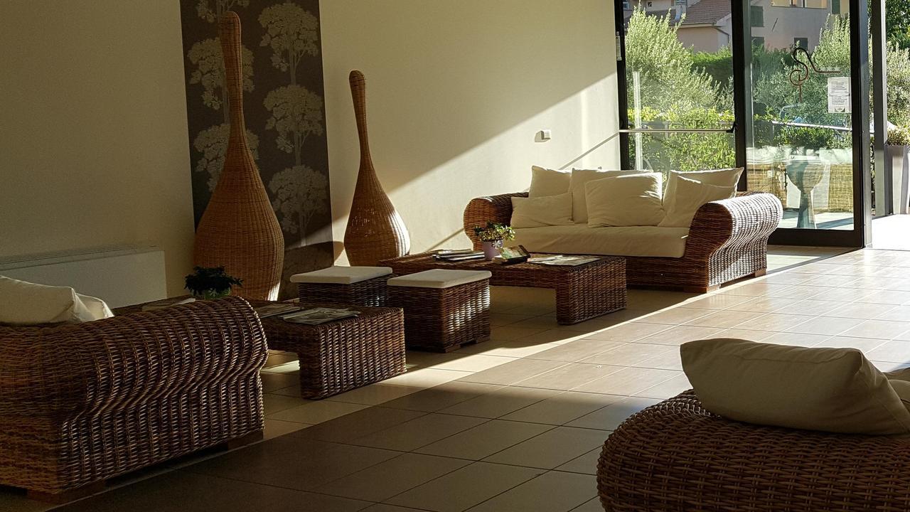 Riviera Palace Residence Loano Luaran gambar
